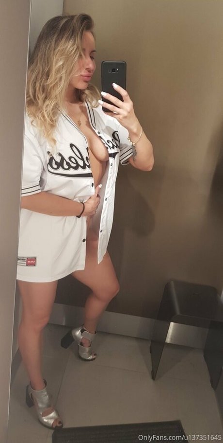 hotinessa star pornographique archive