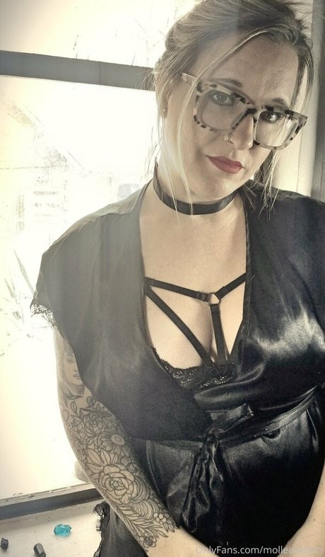 porno uniquementfans plutôt sexy photo