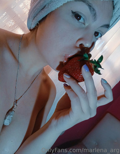 marlena arg actrice artistique galeries