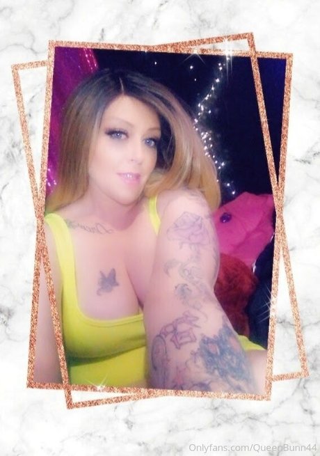 queenbunni44 star du porno parfaite des photos