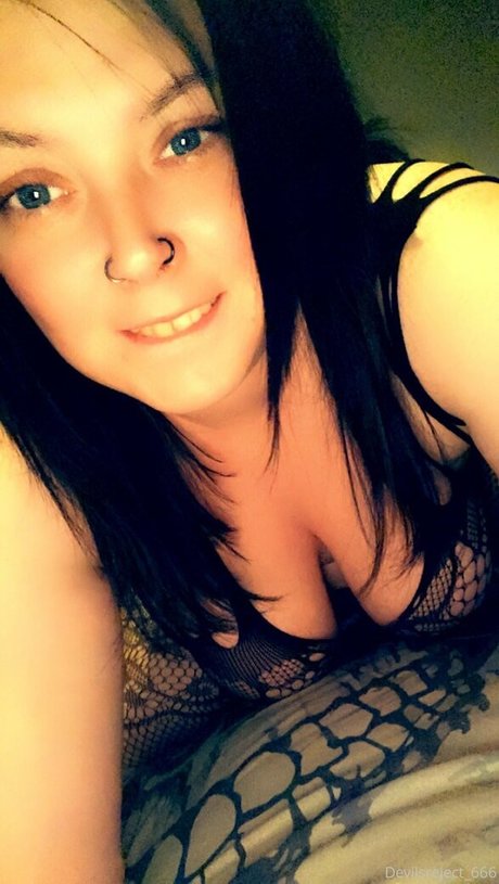 devilsreject 666 actrice libre collection