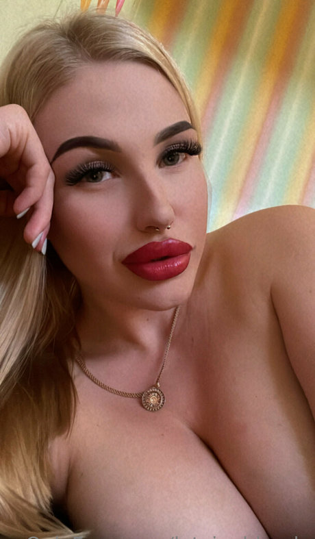 latvianblonde star du sexe des photos