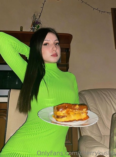 cherrykush6 actrice chaude img