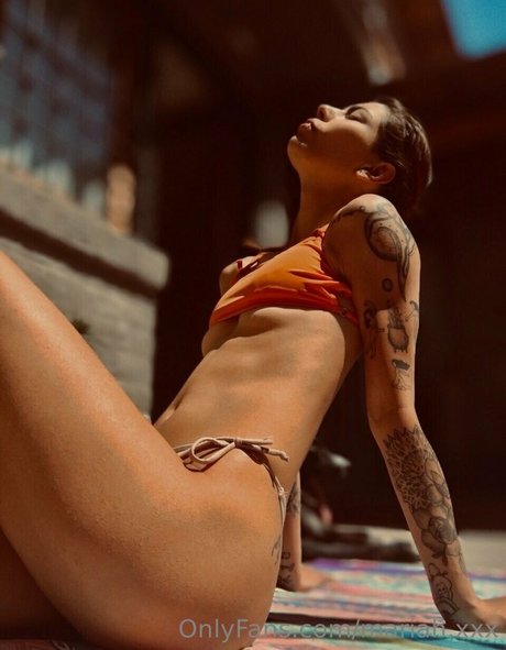 mariahh23 star du porno en haute qualité images