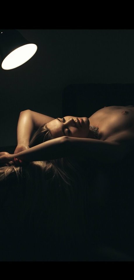 legsnlingerie actrice parfaite photo