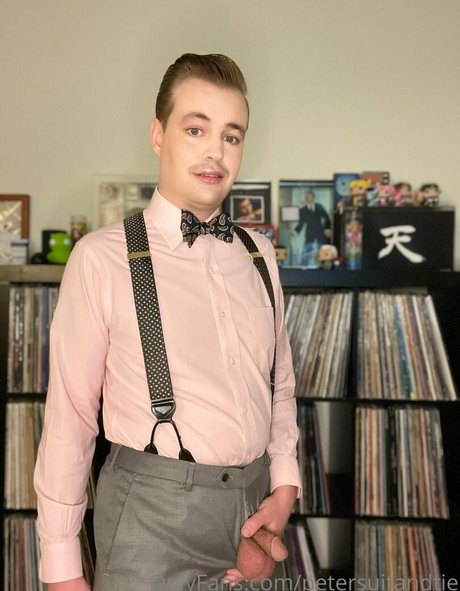 petersuitandtie étoile adulte archive