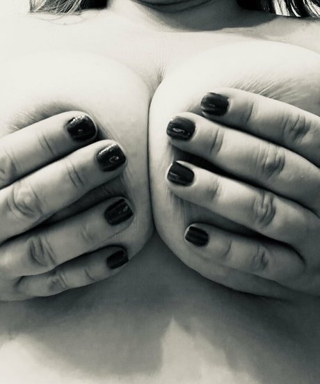 xjuicypeachx modèle sexy img