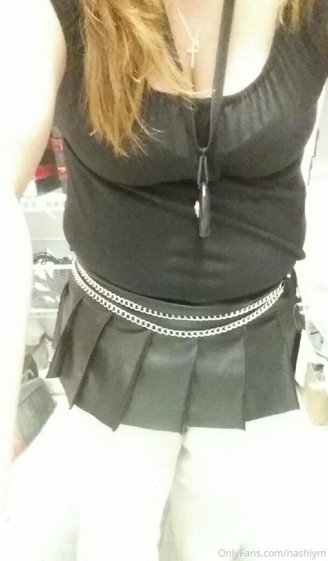 fans de nains à gros seins uniquement nus érotiques archive