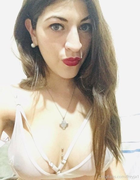 freyja1 modèle joli archive