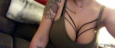 therealgiannalynn modèle adulte des photos
