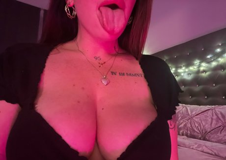 therealgiannalynn modèle érotique collection