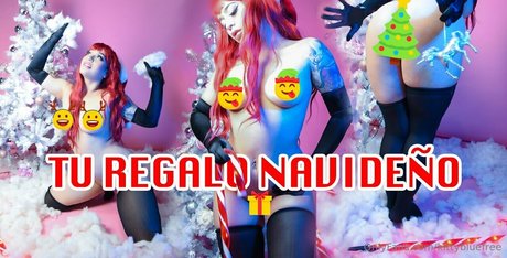 kittybluefree joli modèle des photos