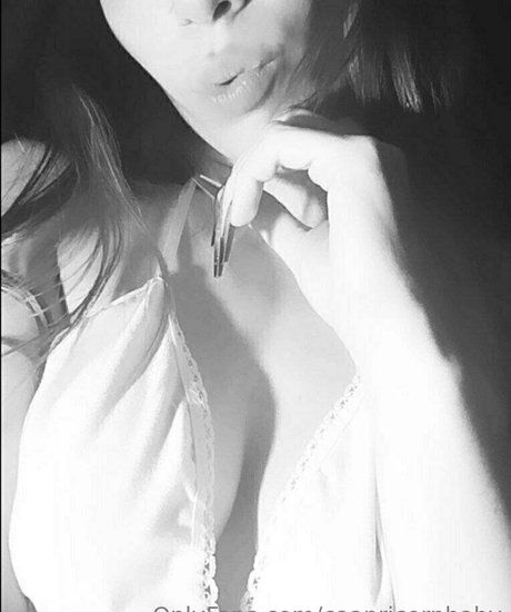 caapricornbaby star du porno en haute qualité collection