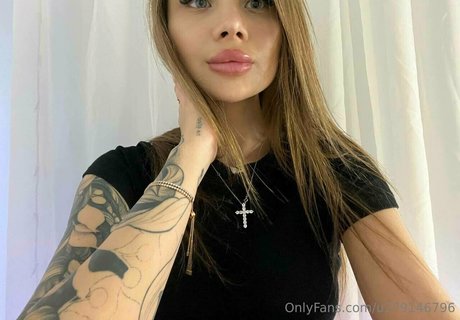 bella lla modèle adulte img