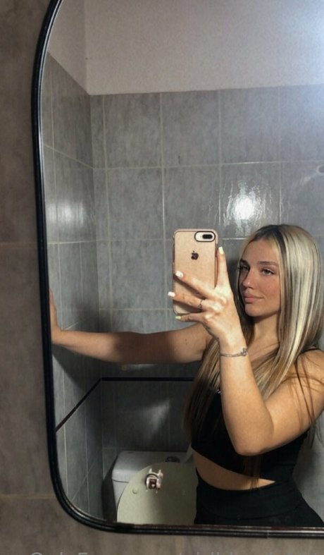 girlblondehot star érotique img