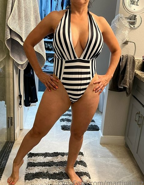 martinamtz modèle érotique img