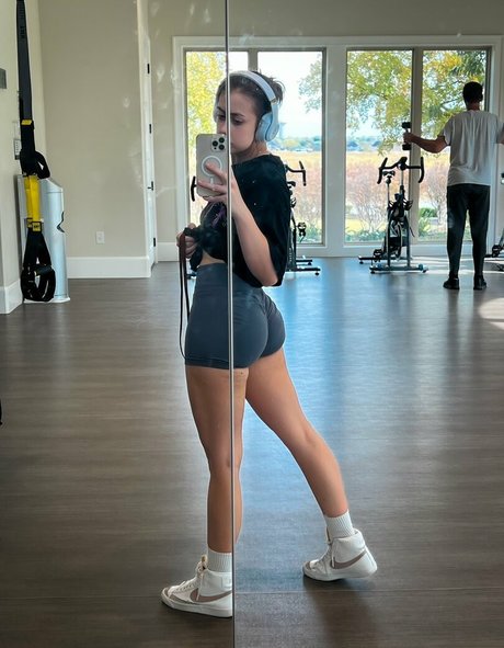 GXR Shorty actrice xxx images