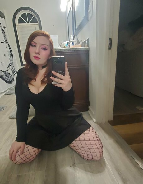 violetsinclaire actrice nue images