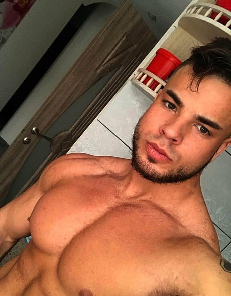 influenceur asiatique onlyfans nu parfait img