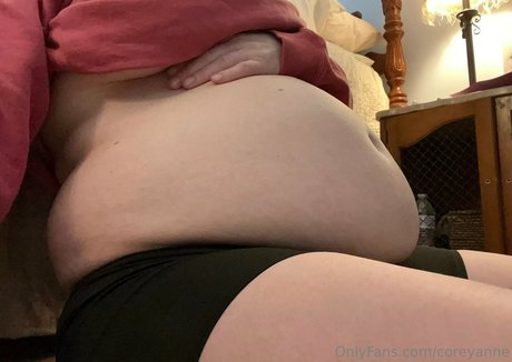 coreyanne actrice libre galeries