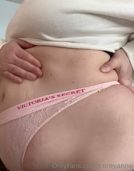 coreyanne étoile nue galeries