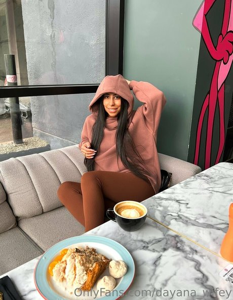 dayana wifey jolie étoile photo