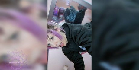 tricky__nymph actrice porno galerie