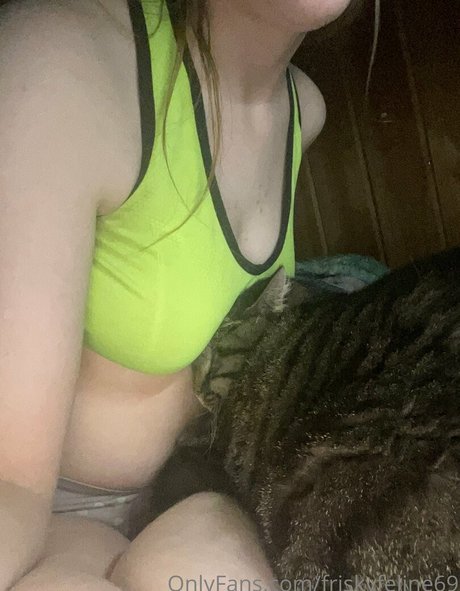 friskyfeline69 modèle exclusif photo