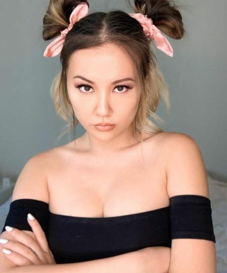 Gina Darling belle star du porno photos