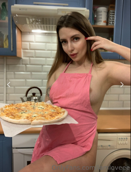 tatouages ​​blonds onlyfans porno meilleur photos