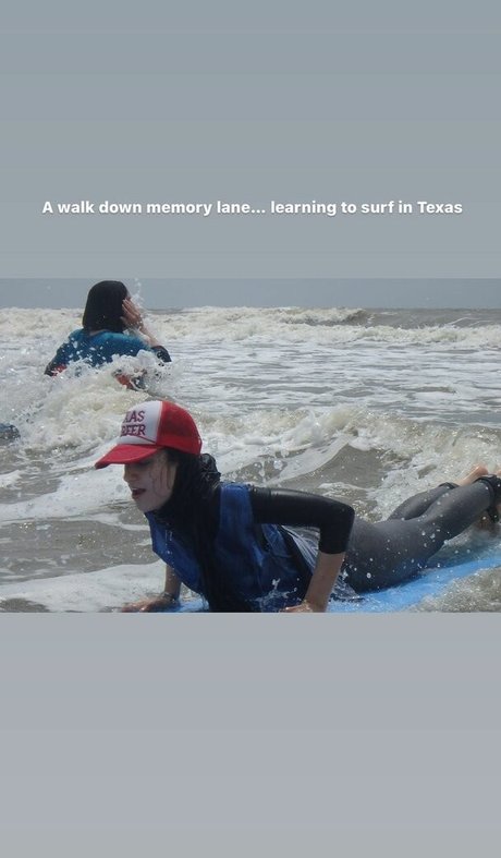 Sher Arar actrice nue galerie