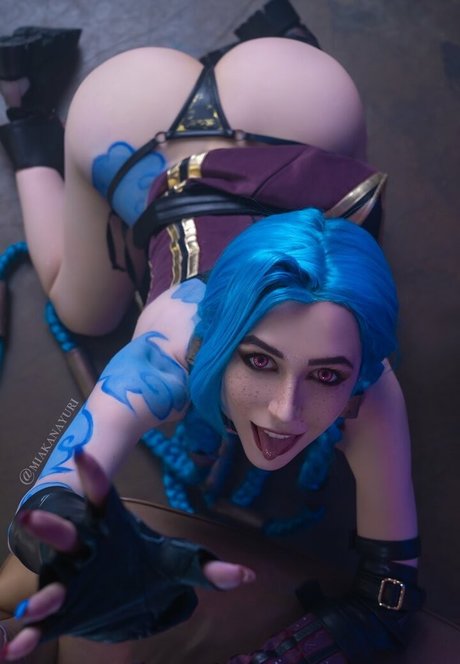 miakanayuri actrice de sexe photos