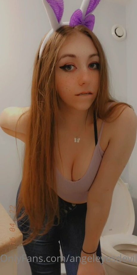 Angel Eyes Devil Thighs Fotoaufnahmen