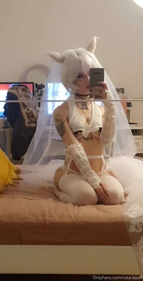 pawg blonde uniquementfans haut hd collection