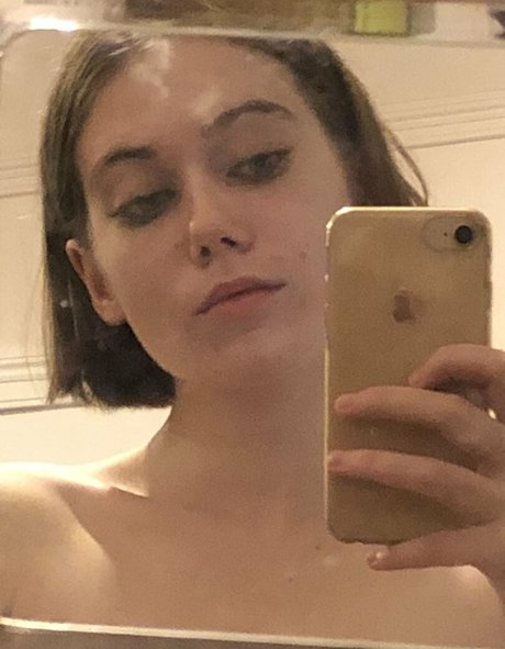 Clamgirl actrice chaude photos