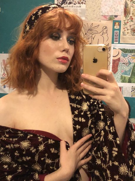 Clamgirl actrice nue images