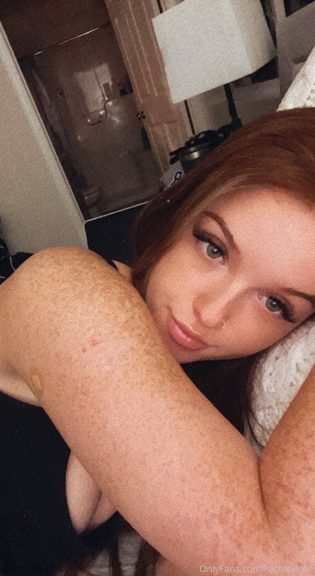 Rachie Love_ star du porno gratuite img