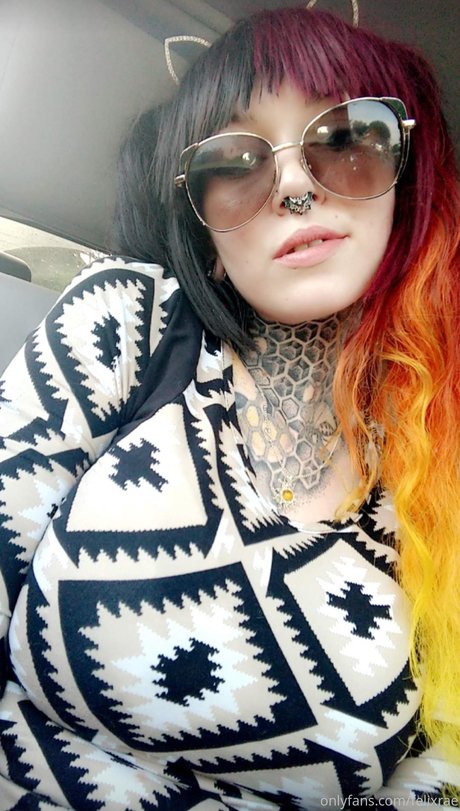 chatte chauve onlyfans jolis nus img