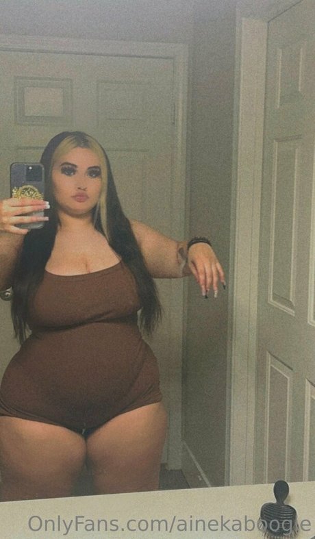 ainekaboogie étoile adulte photo