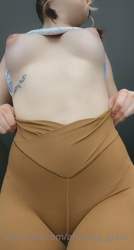 ébène courbée onlyfans parfait chaud photo