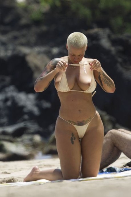 Amber rose modèle adulte photo