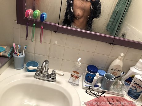 maman ébène onlyfans des nus sympas photos