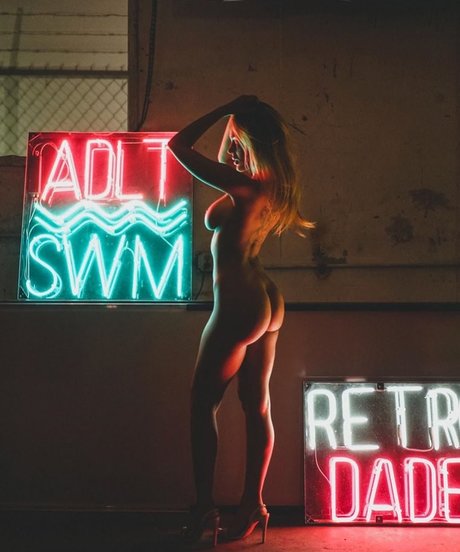 Iesha Marie star du porno xxx image