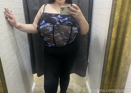 Gigantits actrice hd collection