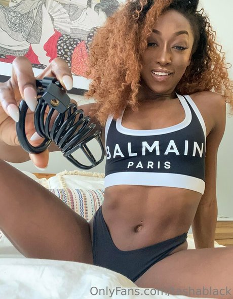 bikini ébène onlyfans art de haute qualité img