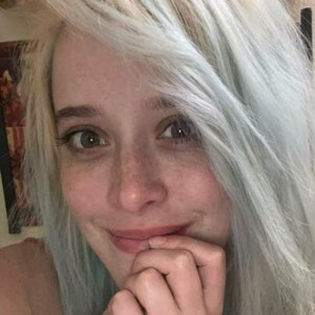 Scarlet Moon étoile gratuite galeries