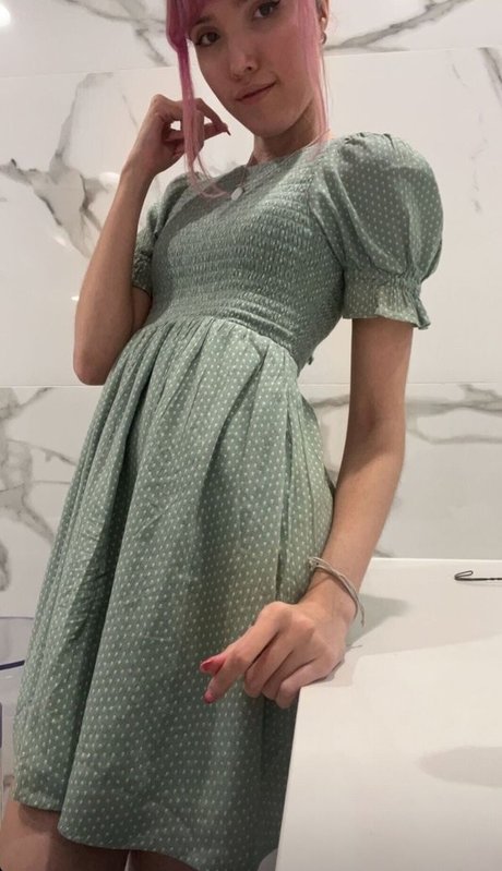 Strawberry Girl Kairi_ modèle magnifique image