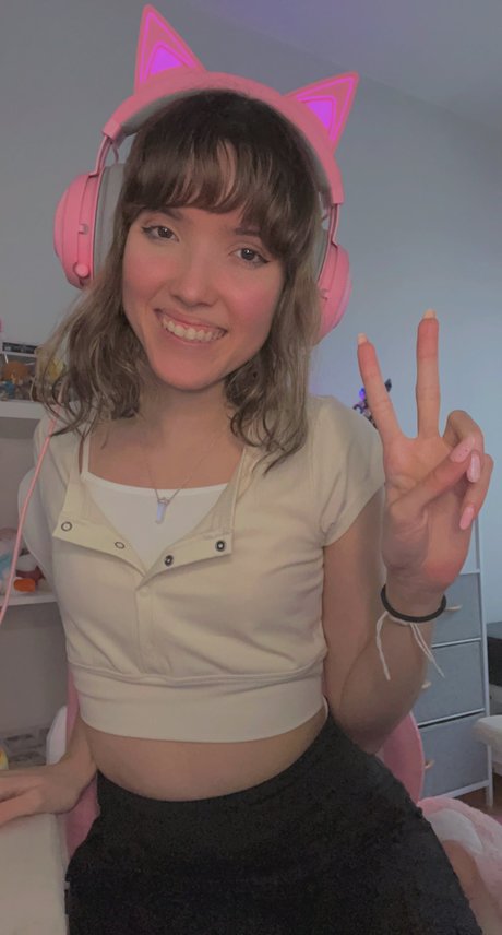 Strawberry Girl Kairi_ modèle adulte galeries