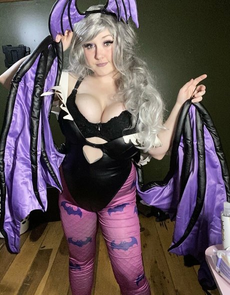 Miss Nerdy Dirty modèle meilleur photo