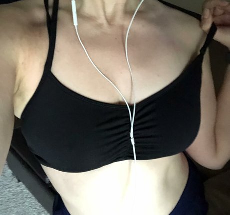 Emily Sequoia étoile sympa photo